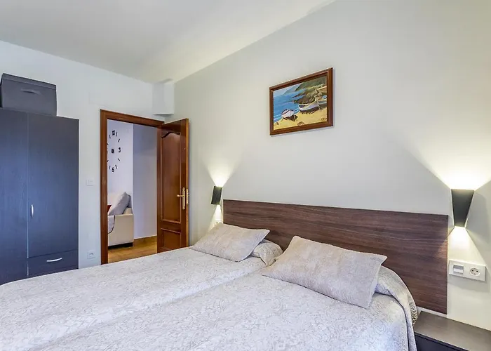 Apartament Paseo Antzieta 31. 1e
