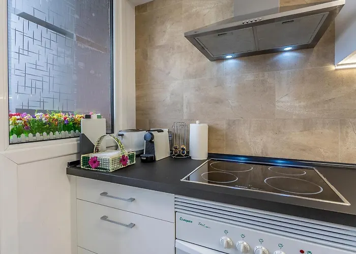 Paseo Antzieta 31. 1e *